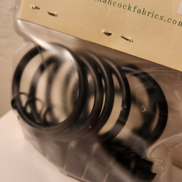 NWT Drapery Rings Black 2 Sets of 7. Total 14 Rings. Hancock Fabrics. - Picture 3 of 3
